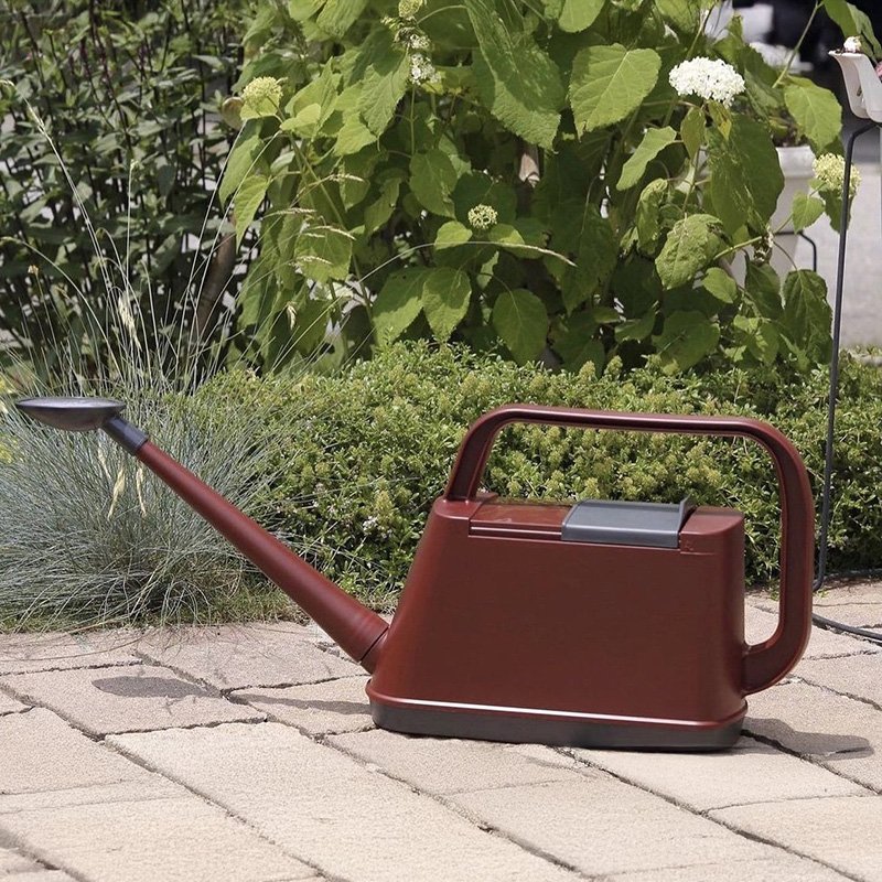 Takagi RGC Gentle Shower Watering Can – award-winning Japanese watering can with ultra-fine rain-like spray.