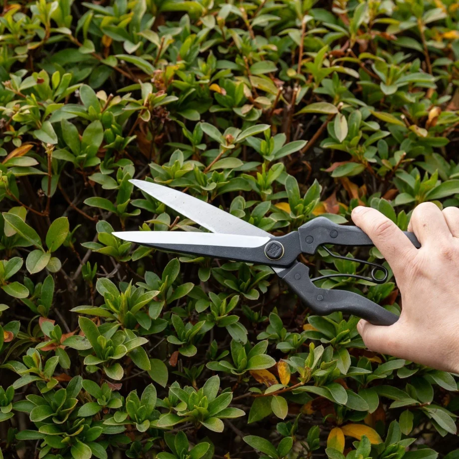 Kuroco Hand-Held Topiary Shears 260mm - Image 3