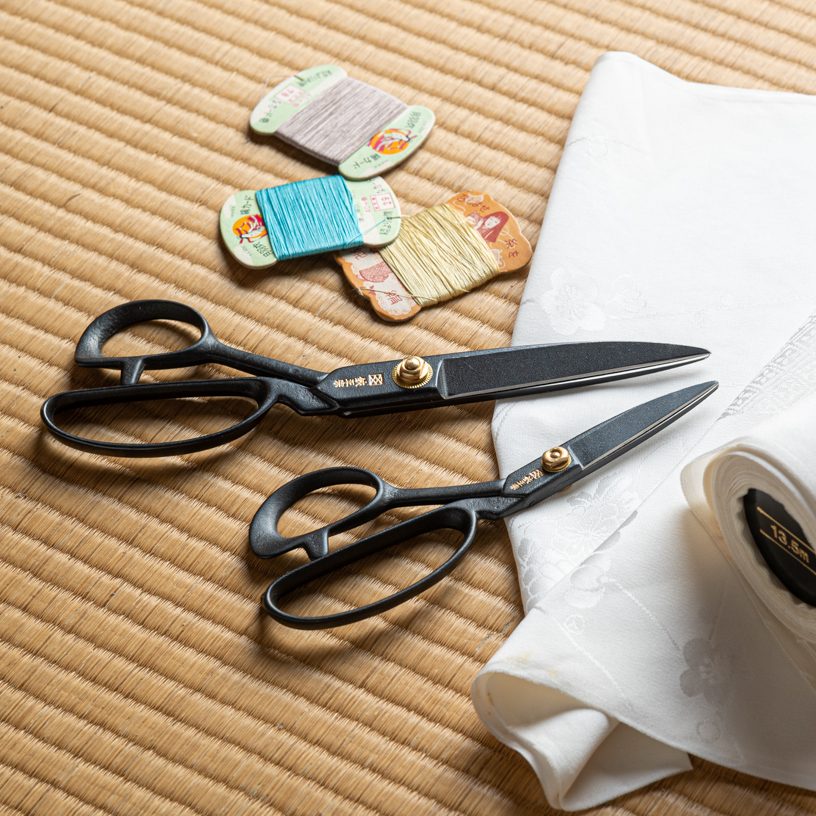 Black Masamune Tailors Shears 24cm and 19cm