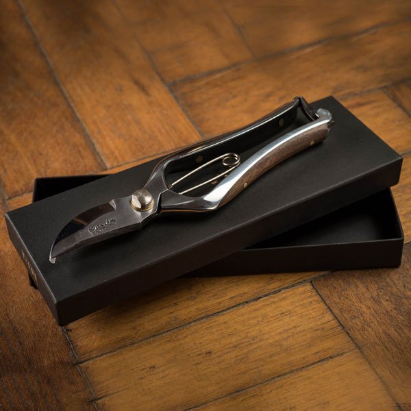 Walnut Handle Inlay Secateurs "Walnut"